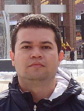 nlio-oliveira-headshot-2024_updated